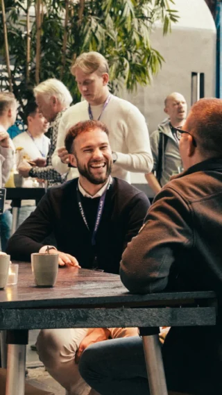 Instagram post from dstnct_media. This post is in position 2.